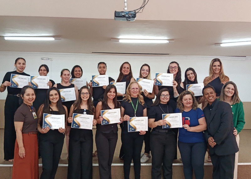 Formatura da 1ª Turma do Curso de Libras para colaboradores