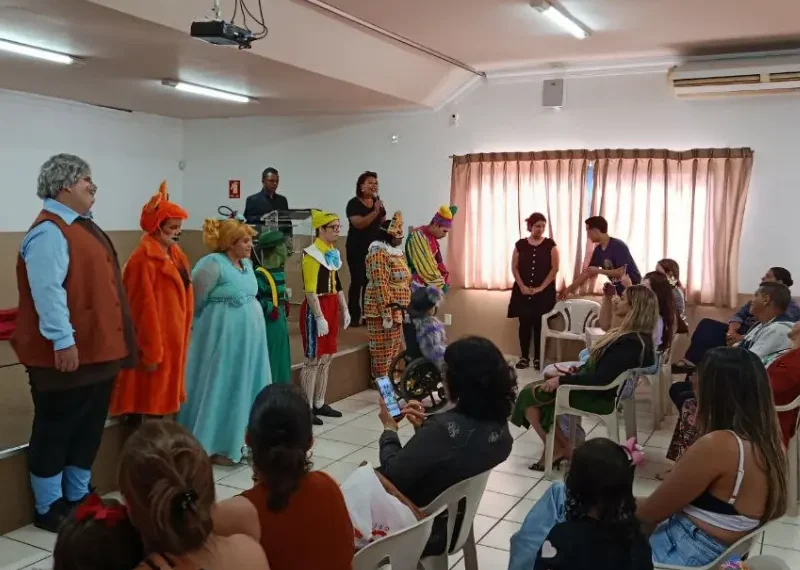 APAE Anápolis realiza o Dia dos Padrinhos e Madrinhas