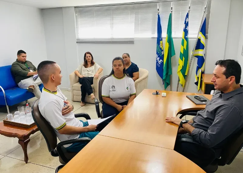 Autodefensores em ação: alunos fortalecem diálogo e participação na APAE Anápolis