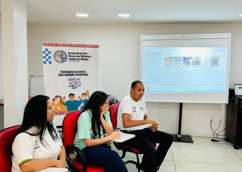 Ação “Conhecer para Incluir” promove integração entre colaboradores da APAE Anápolis